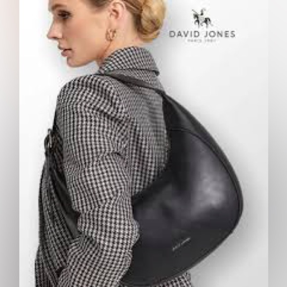NWT!  David Jones Paris Black Shoulder Bag